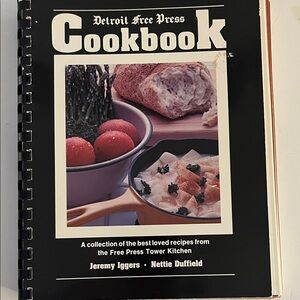 Free Press 1984 Cookbook with Black and White Cover